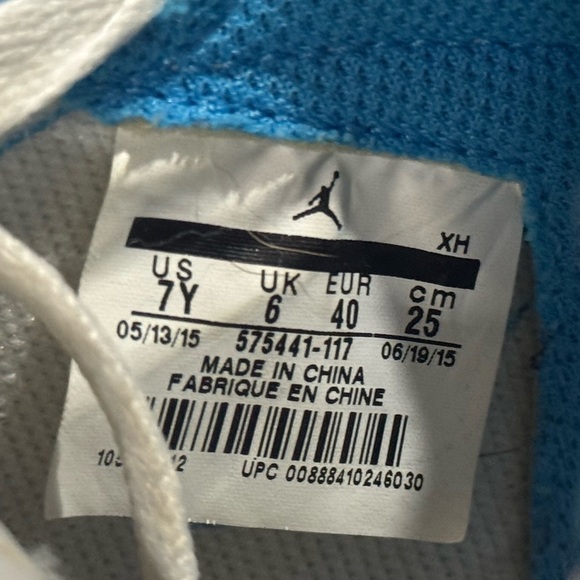 Jordan 1 Retro UNC (GS) 
Youth 7 = Woman’s 8.5 - Picture 15 of 15